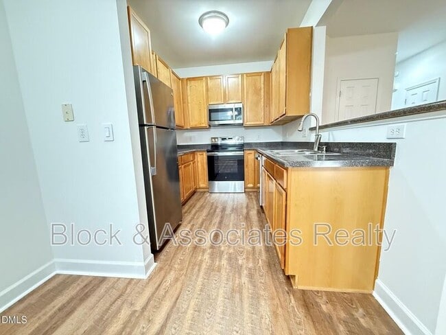 Building Photo - 5523 Cottonrose Ln