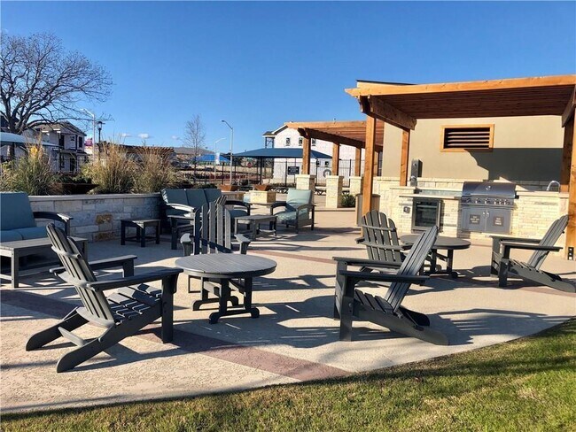 Building Photo - 2537 Pecan Island Dr