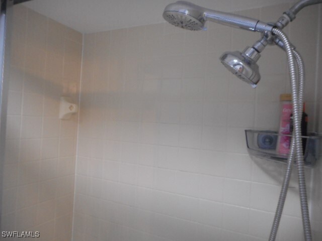 Building Photo - 27790 Hacienda E Blvd