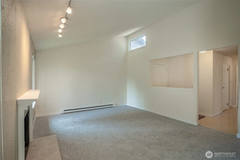 Building Photo - 12617 NE 130th Way