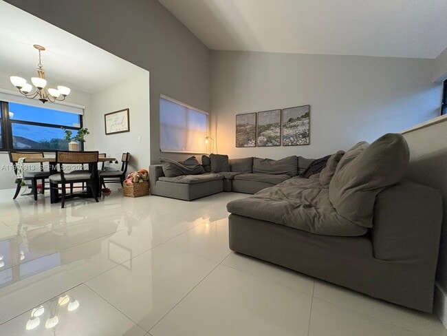 Building Photo - 10280 NW 9th St Cir