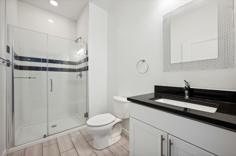 Building Photo - 710 Chestnut St