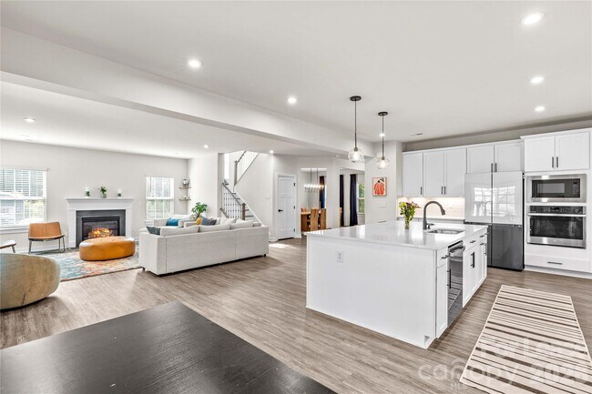 Building Photo - 14321 Sunnyhill Grove Rd