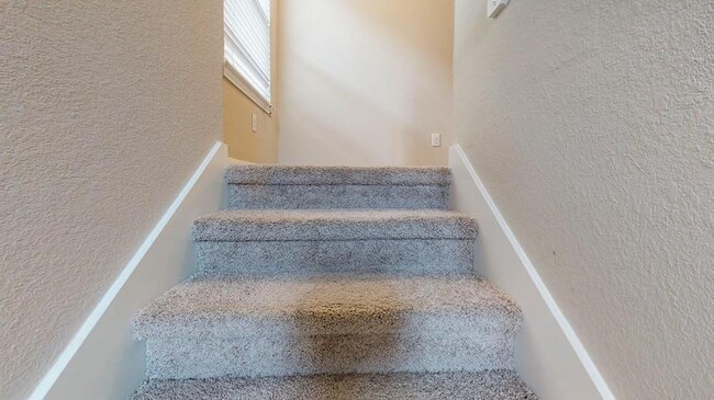 Building Photo - 3010 Orchid Ranch Dr