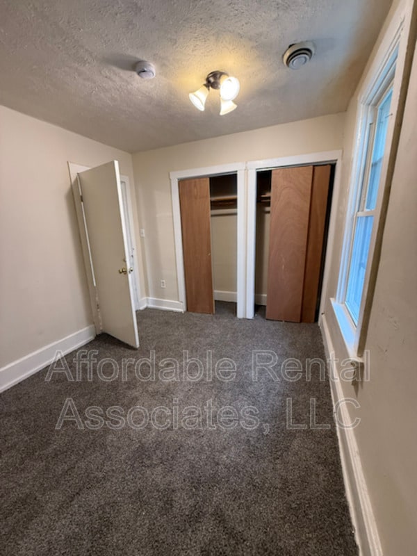 Building Photo - 1947 S 11th St