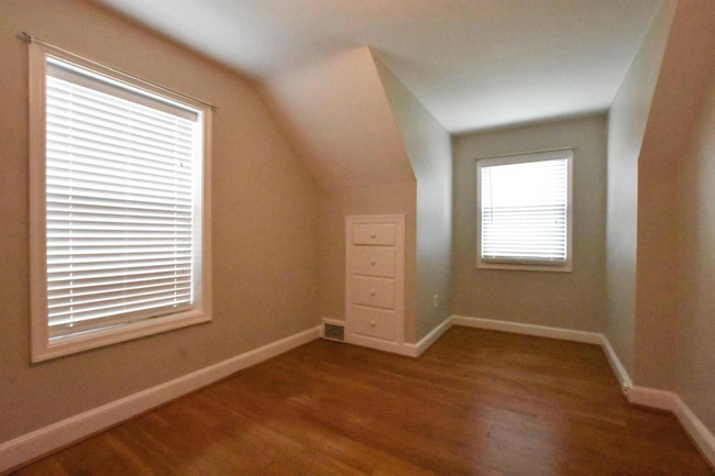 Building Photo - Fantastic 3BR Cape Cod near Downtown Silve...