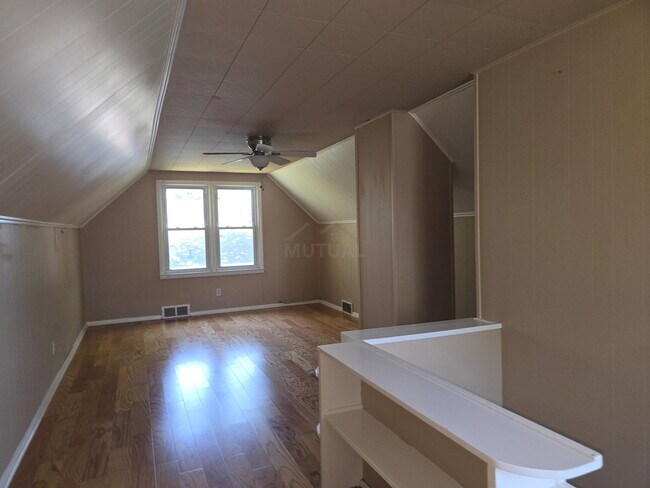 Building Photo - 534 Ardmore Dr