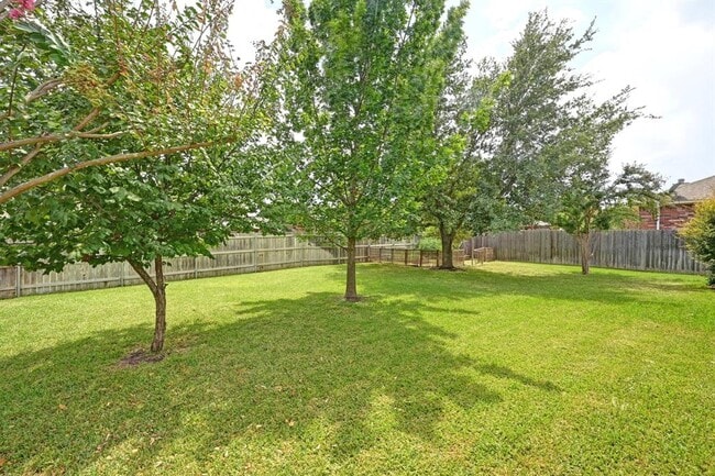 Building Photo - 138 Tranquility Mountain