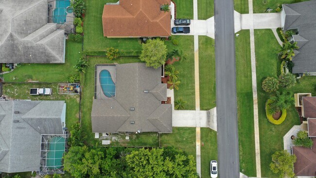 Building Photo - 1835 Staimford Cir