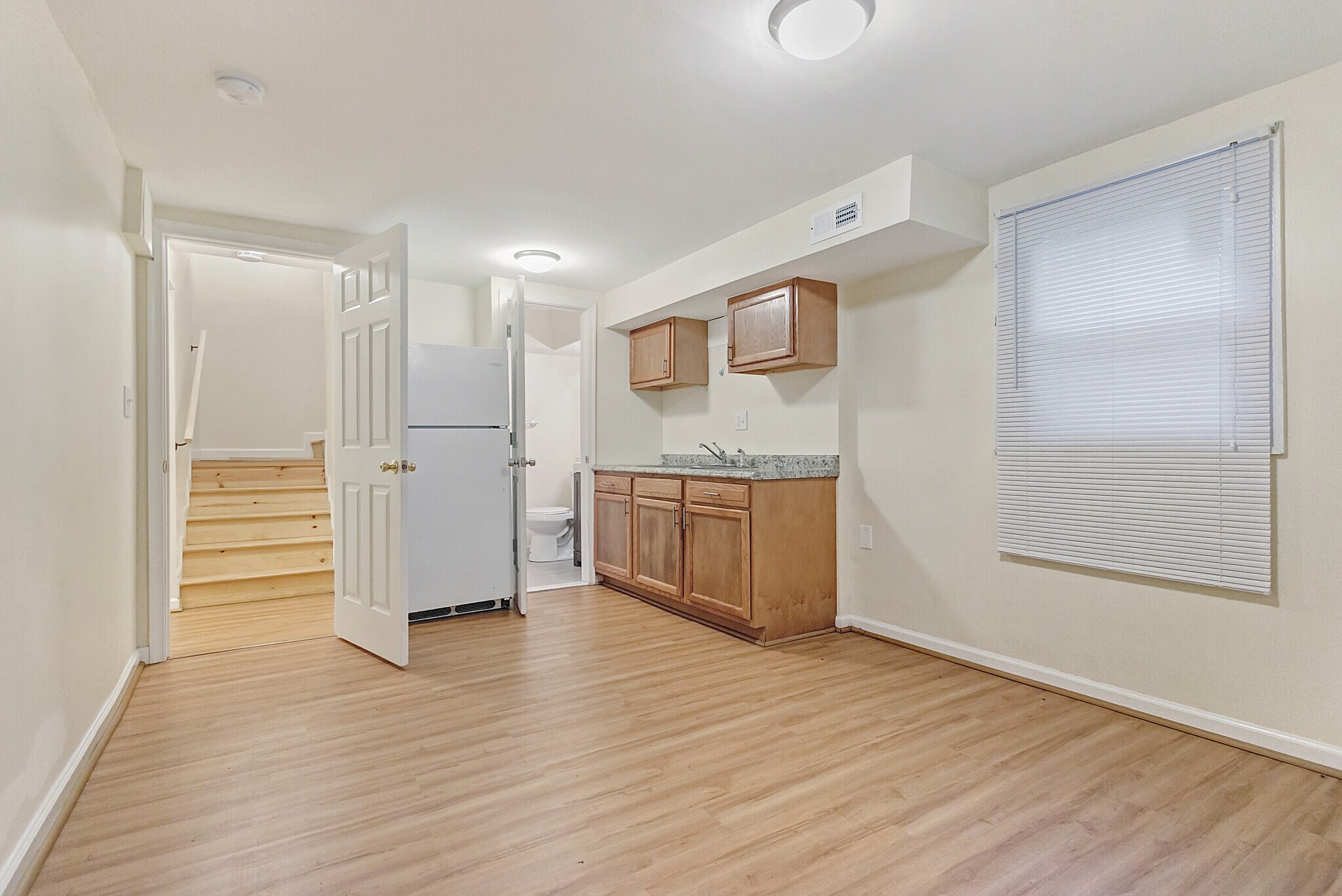 Building Photo - 9085 Autoville Dr