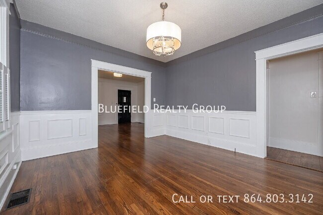 Building Photo - 780 Rutledge St