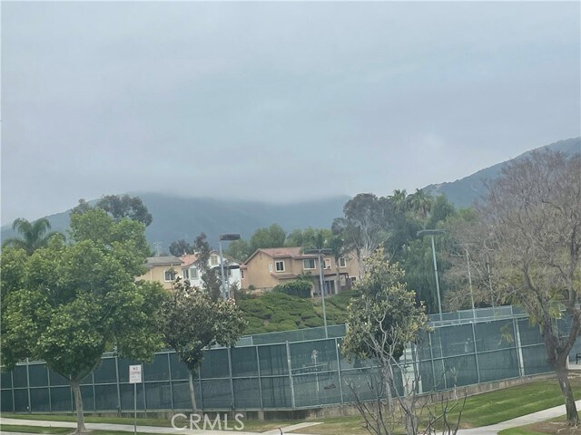 Building Photo - 130 Tamarack Dr