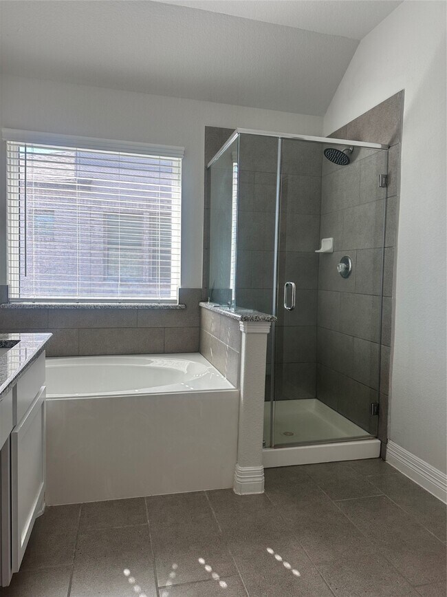 Building Photo - 5299 Cascade Ct