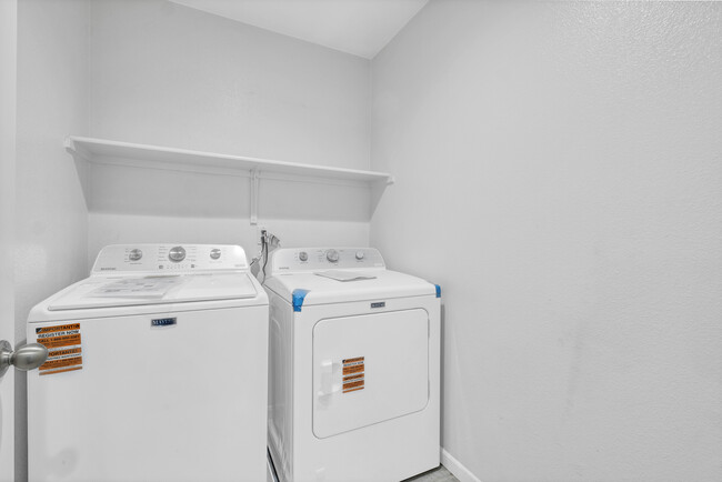Building Photo - 9806 Fire Island Dr