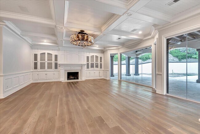 Building Photo - 25644 Queenscliff Ct