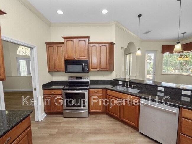 Building Photo - 2925 Vintage View Cir