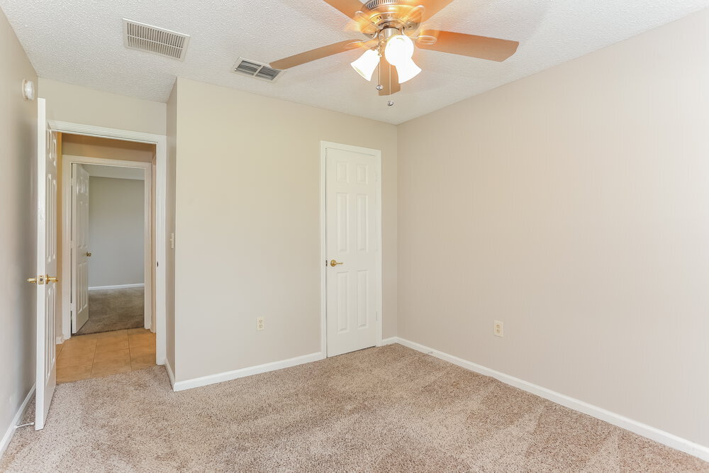 Building Photo - 925 Plumbridge Ct