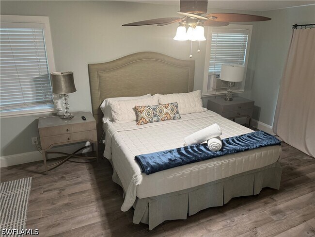 Building Photo - 981 8th Terrace N