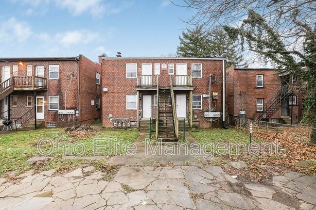 Building Photo - 987 Lilley Ave