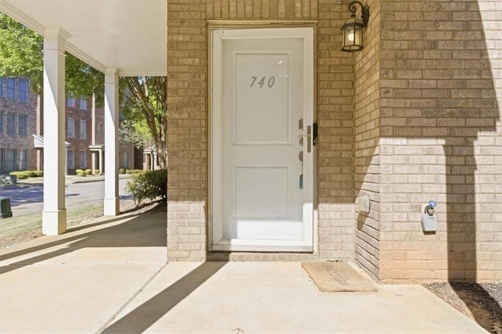 Building Photo - 740 Liberty Commons Dr NW