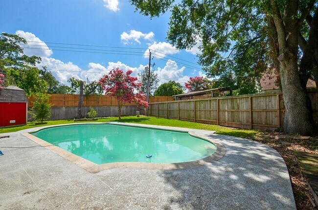Building Photo - 12707 Sandri Ln