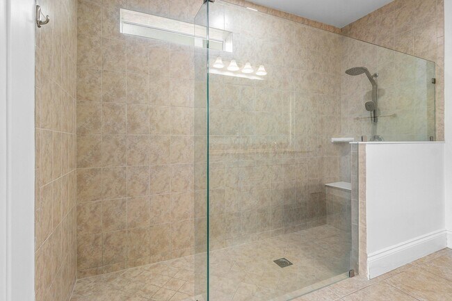 Building Photo - 9460 Wrangler Dr