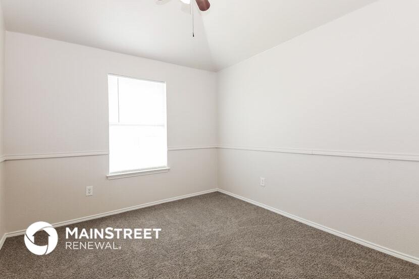 Building Photo - 824 Matthew Ln