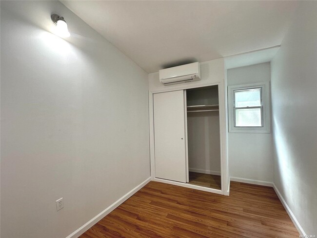 Building Photo - 48-10 Skillman Ave