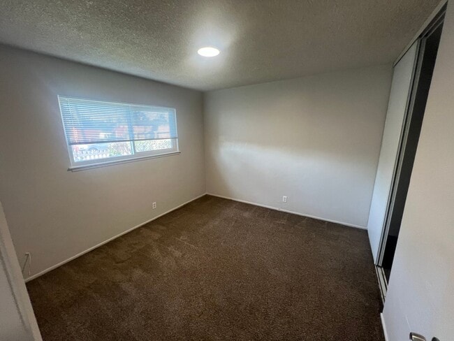 Building Photo - 226-228 Oakland Avenue