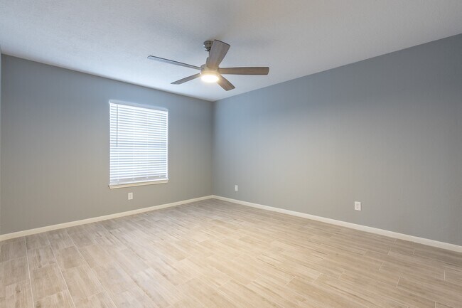 Building Photo - 14600 Fonmeadow Dr