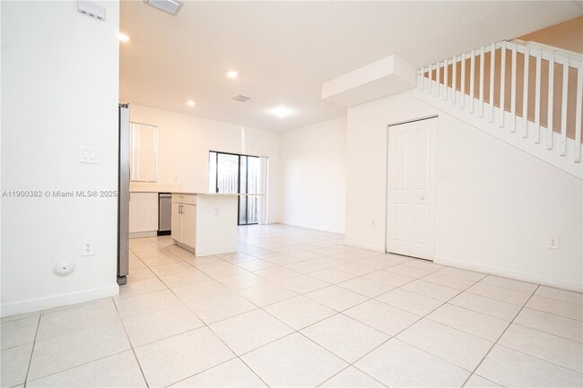 Building Photo - 13237 SW 286th Terrace