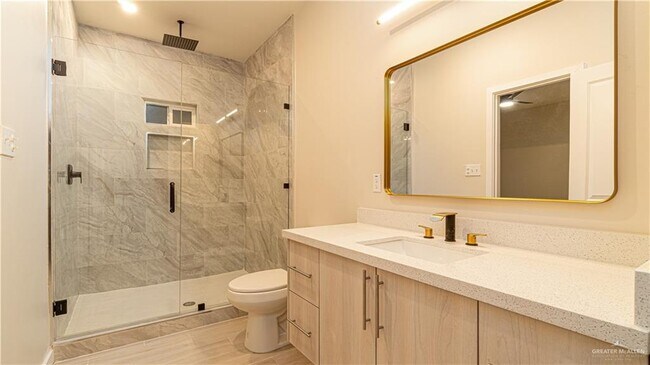 Building Photo - 20 N 25th St