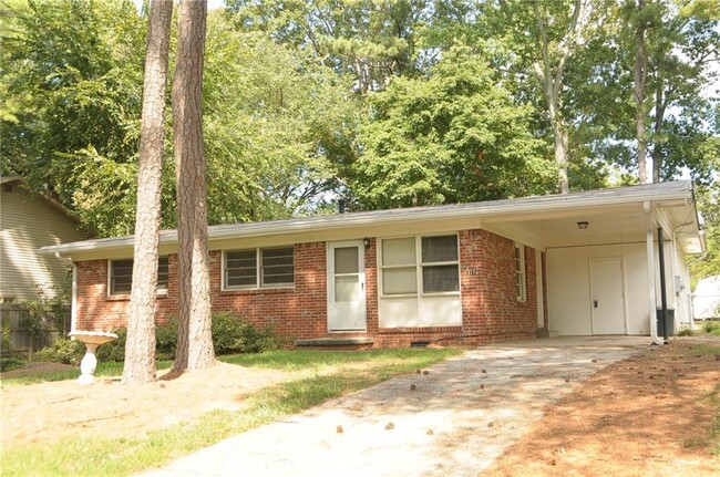 Primary Photo - 3174 Vine Cir