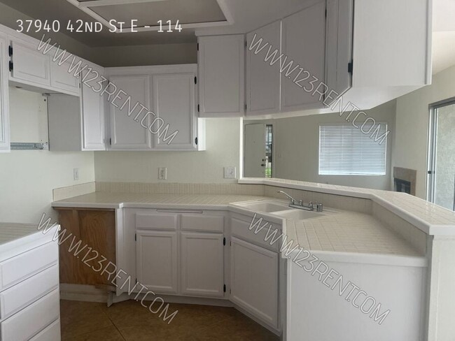 Building Photo - 37940 42nd St E