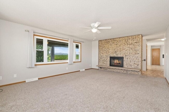 Building Photo - 3041 Co Rd 46
