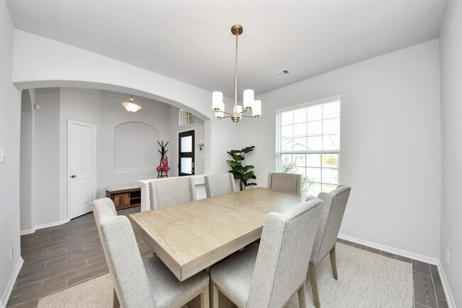 Building Photo - 15307 Davan Springs Dr