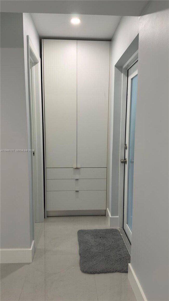 Building Photo - 4531 Jackson St