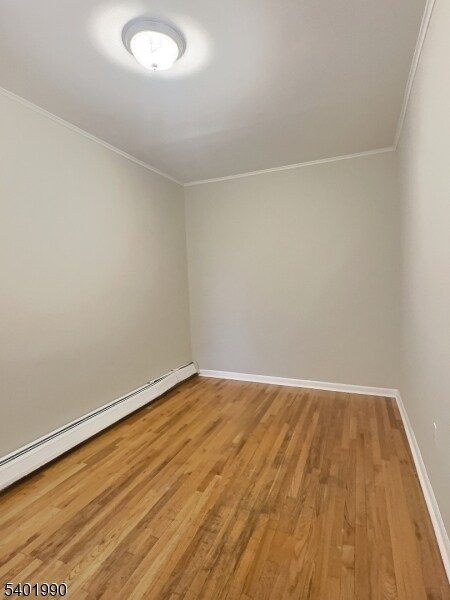 Building Photo - 581 Walnut St