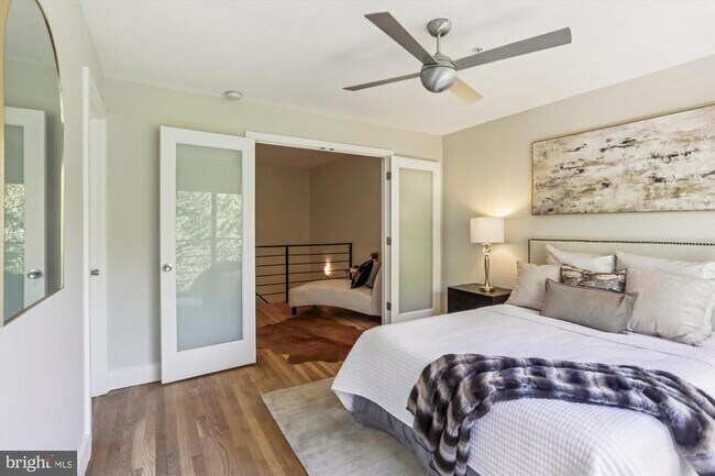 Building Photo - 3222 13th St NW