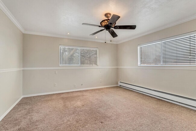 Building Photo - 1222 W Shields Ln