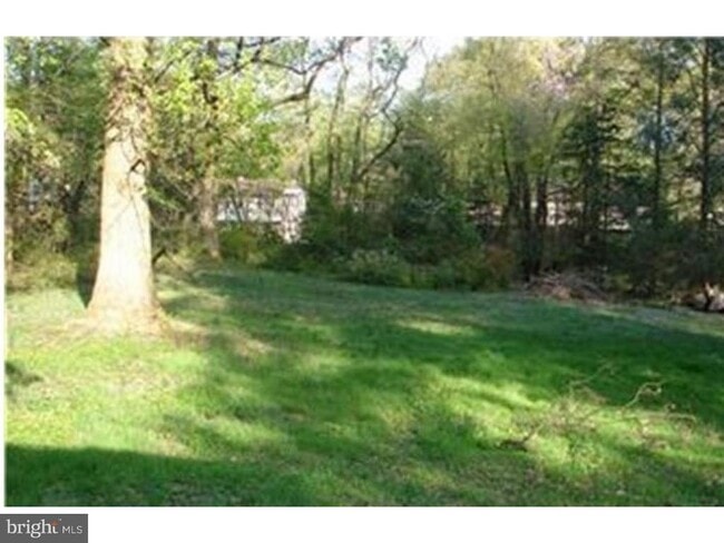 Building Photo - 295 Gravel Hill Rd