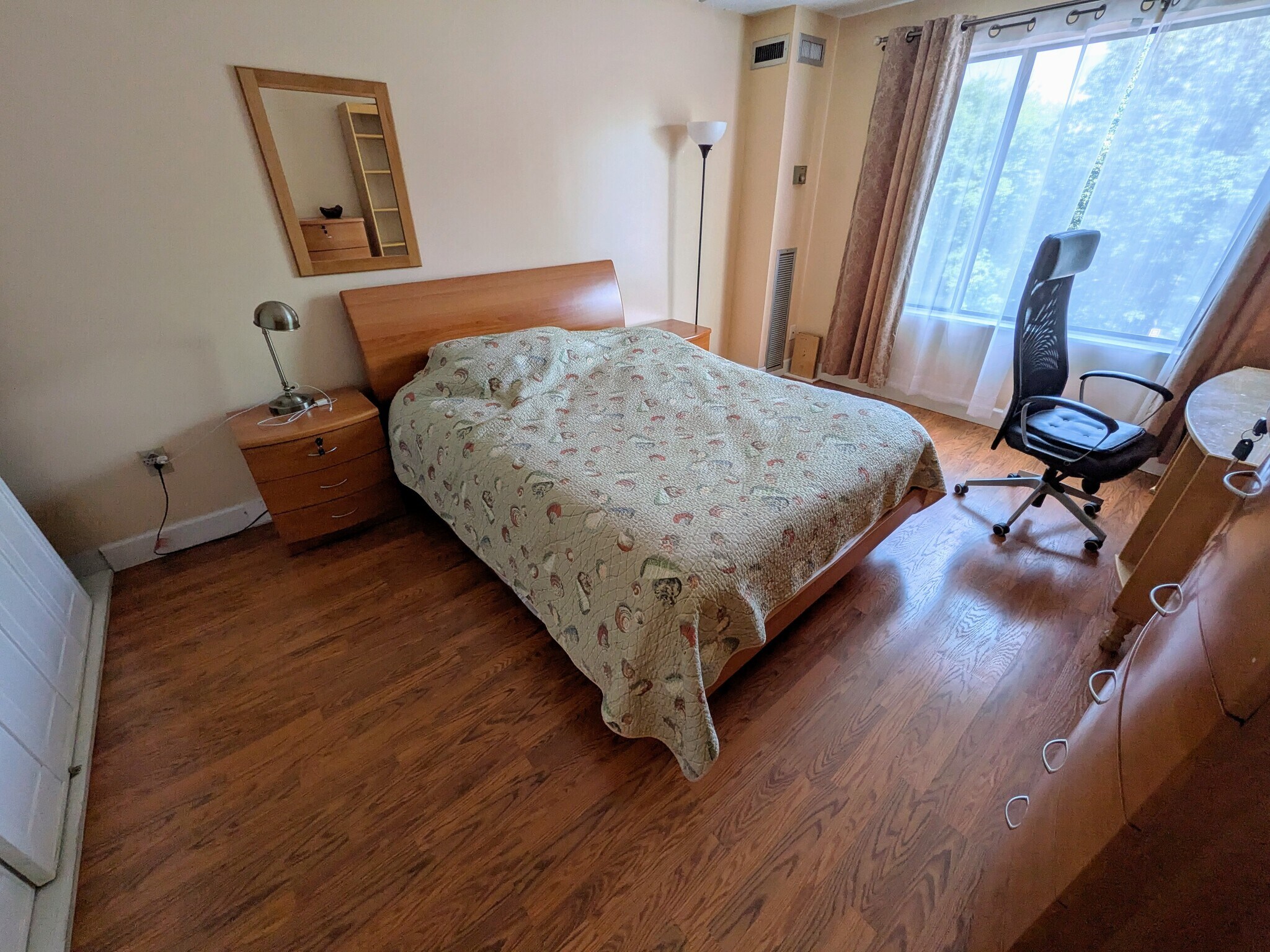 Bedroom - 1550 Worcester Rd
