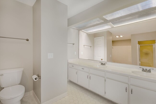 Building Photo - # Serene Living Near Travelers Rest