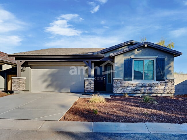 Building Photo - 15068 W Sherman St