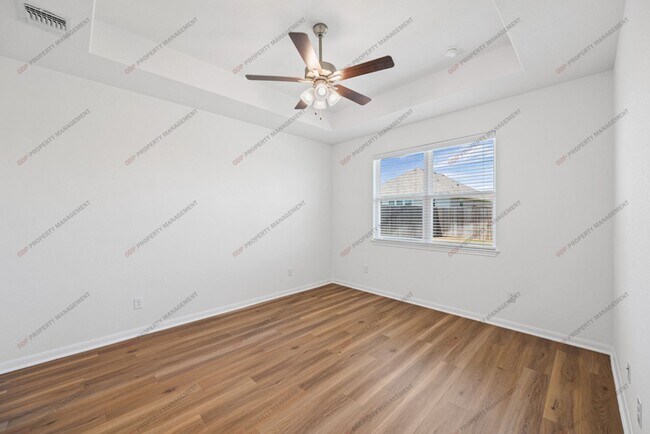 Building Photo - 8114 Timber Holw Ln