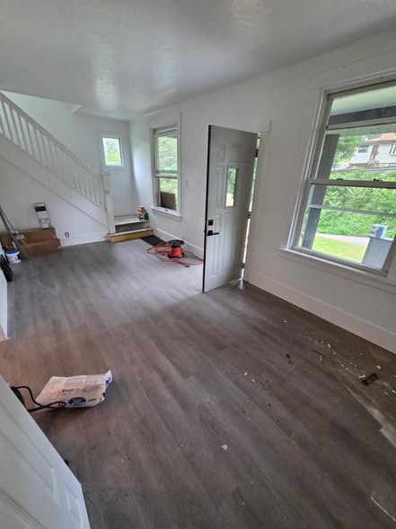 Building Photo - 144 Woodland Dr