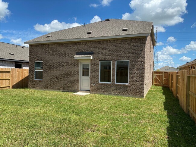 Building Photo - 28731 Texas Plns Dr