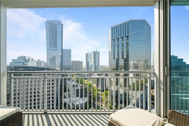 Building Photo - 3338 Peachtree Rd NE