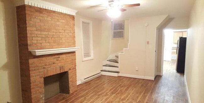 Building Photo - 102 E South St