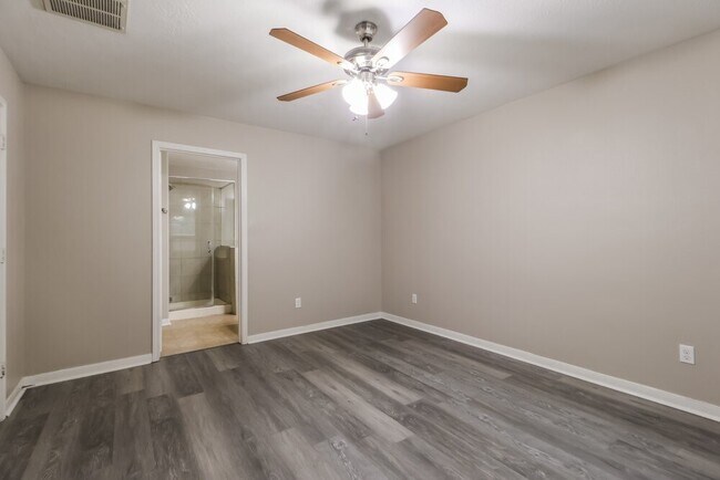 Building Photo - 5049 Rifle Rd